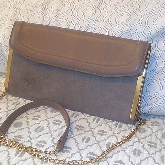 👜👛 - Classic Taupe Flap Purse with Semi Chain Strap - Picture 1 of 12